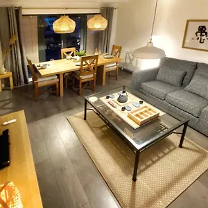 Japanese Style Muji Two-bedroom Apt Swansea